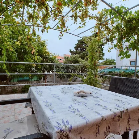 Jadranka Cozy Terrace Retreat, Apartman Mali Losinj