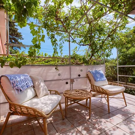Lägenhet Jadranka Cozy Terrace Retreat, Mali Lošinj