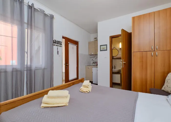 Jadranka Cozy Terrace Retreat,