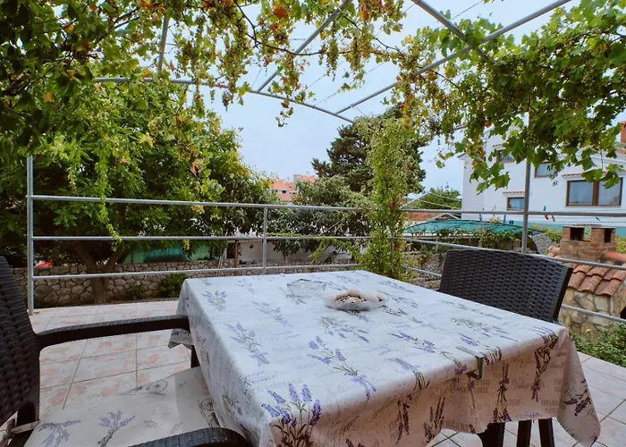 Jadranka Cozy Terrace Retreat, Lejlighed Mali Lošinj